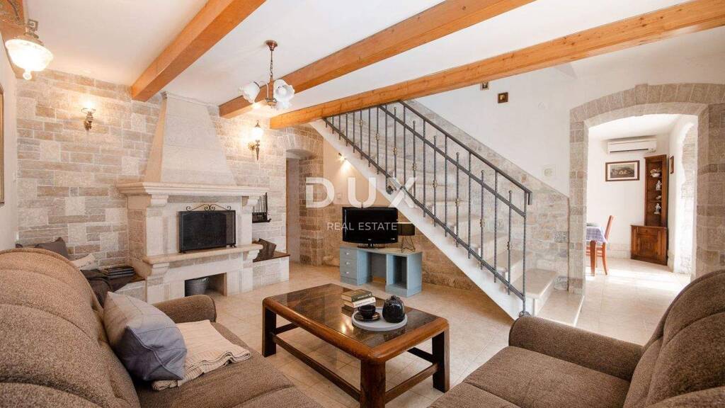 Reihenmittelhaus zum Kauf 550.000 € 6 Zimmer 378 m² Grundstück Kanfanar 52352