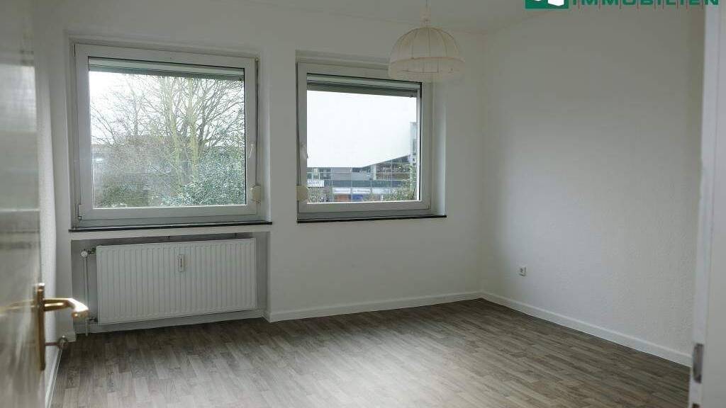Wohnung zur Miete 320 € 2 Zimmer 35 m² Stadtzentrum Emden 26721