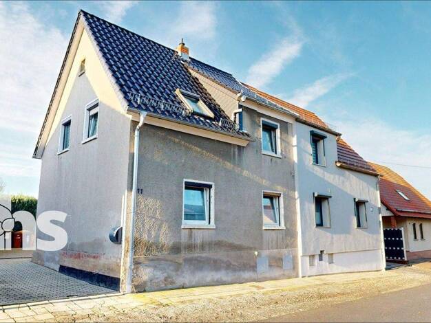 Doppelhaushälfte zum Kauf provisionsfrei 79.000 € 3 Zimmer 68 m² 436 m² Grundstück frei ab 01.06.2026 Windmühlenstr. 11 Teuchern 06682