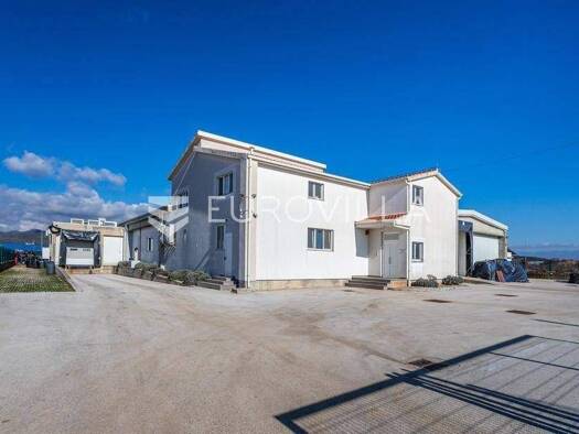 Büro zum Kauf 1.800.000 € Turjaci Sinj