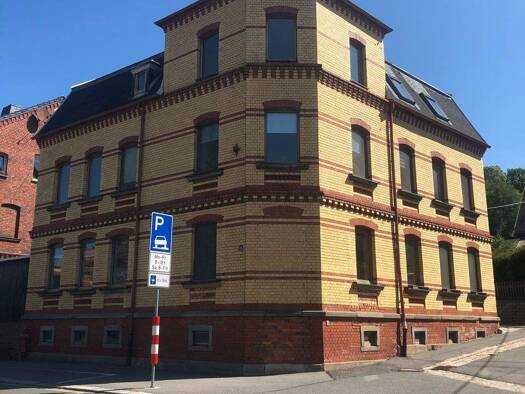 Wohnung zur Miete 260 € 2 Zimmer 59 m² EG frei ab sofort Hauptstr. 44 Lichtentanne 08115