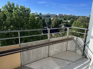 Studio zum Kauf 50.000 € 3 Zimmer 58 m² 4. Geschoss Chemnitz 09123