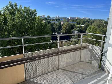 Studio zum Kauf 50.000 € 3 Zimmer 58 m² 4. Geschoss Markersdorf 620 Chemnitz 09123