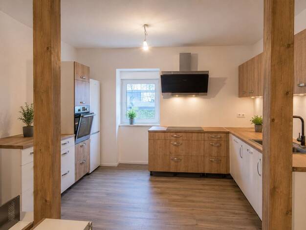 Wohnung zur Miete 1.100 € 3 Zimmer 100 m² 1. Geschoss frei ab 01.09.2026 Schulstraße 3 Presberg Rüdesheim am Rhein 65385
