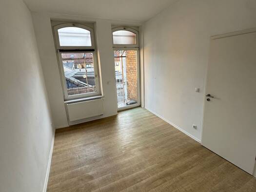 Wohnung zur Miete 850 € 3 Zimmer 95 m² Geschoss 2/3 frei ab 01.12.2026 Gießen Gießen 35390