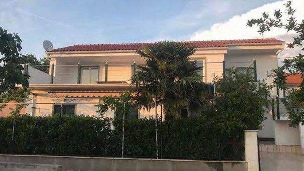 Einfamilienhaus zum Kauf 480.000 € 1 Zimmer 1 m² 1 m² Grundstück Bilice 22000