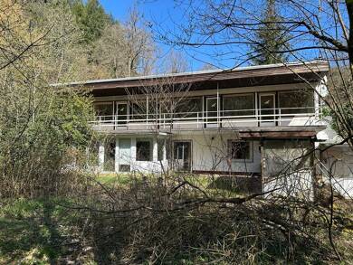 Einfamilienhaus zum Kauf 340.000 € 10 Zimmer 212 m² 2.718 m² Grundstück (Alt-) Siegen - Achenbach Siegen / Achenbach 57072