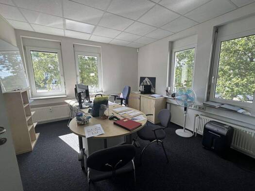 Bürofläche zur Miete provisionsfrei 10,90 € 140 m² Bürofläche Ettlingen 76275