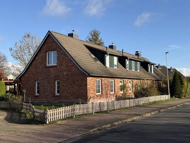 Mehrfamilienhaus zum Kauf als Kapitalanlage geeignet 495.000 € 308 m² 858 m² Grundstück teilbar ab 264,6 m² Klinkrade 23898