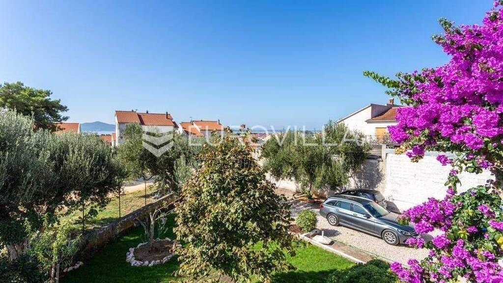 Haus zum Kauf 650.000 € 6 Zimmer 501 m² Zmiric Vostarnica - Poluotok