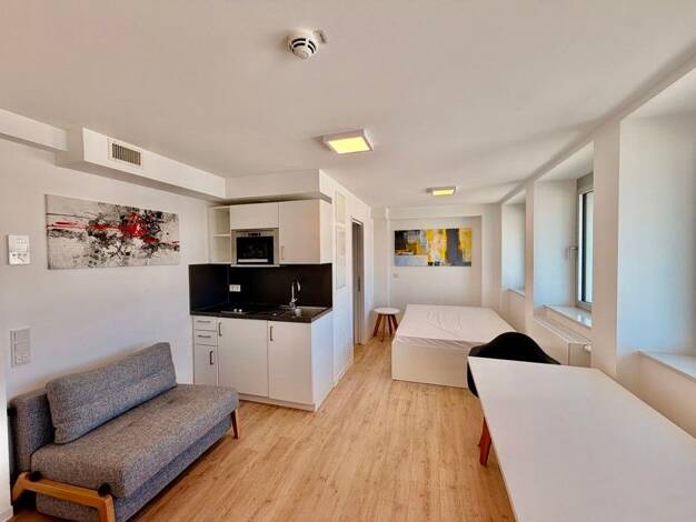 Wohnung zur Miete 507 € 1,5 Zimmer 17,6 m² 3. Geschoss frei ab 24.08.2026 Konrad-Adenauer-Platz 10 Stadtmitte Stadtbezirk 1 40210