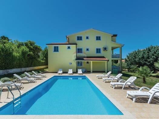 Einfamilienhaus zum Kauf 2.100.000 € 15 Zimmer 510 m² 1.300 m² Grundstück Porec 52440