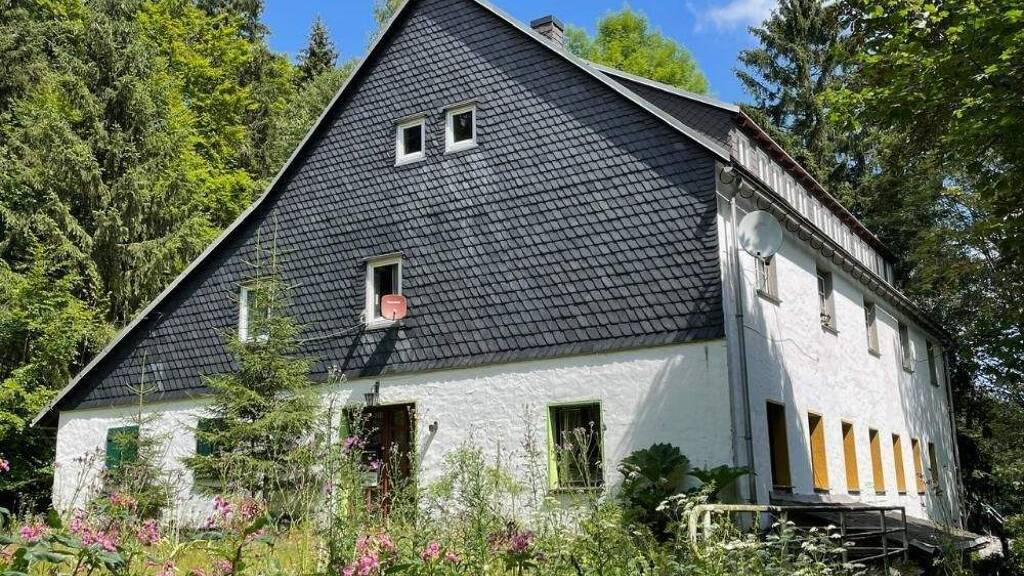 Haus zum Kauf 199.000 € 20 Zimmer 490 m² 17.483 m² Grundstück Geising-Löwenhain Altenberg 01778