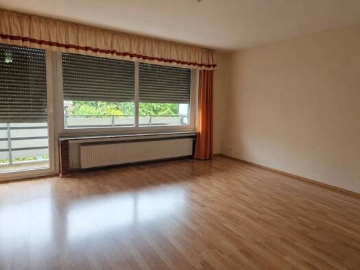 Wohnung zum Kauf 175.000 € 4 Zimmer 93 m² 1. Geschoss Valdorf Vlotho 32602