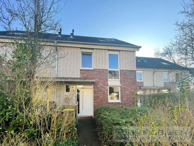 Reihenmittelhaus zum Kauf 595.000 € 5 Zimmer 134 m² 143 m² Grundstück Lohausen Düsseldorf 40474