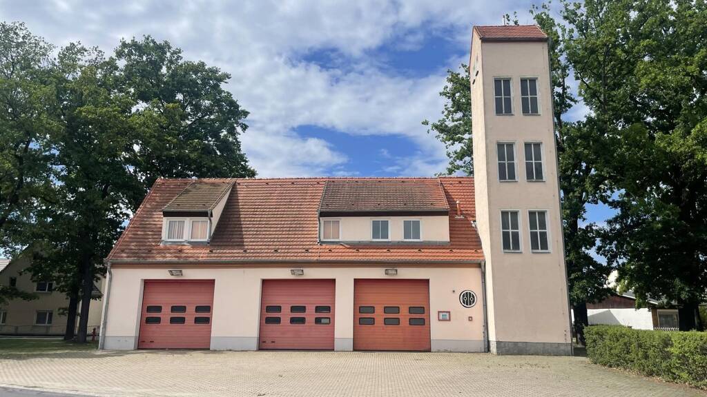 Sonstiges zum Kauf 150.000 € 910 m² Grundstück Schleife 02959