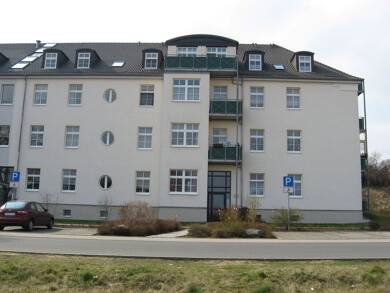 Wohnung zur Miete 375 € 2 Zimmer 62,1 m² Geschoss EG/3 frei ab sofort Gneisenaustraße 11 Plauen 08523