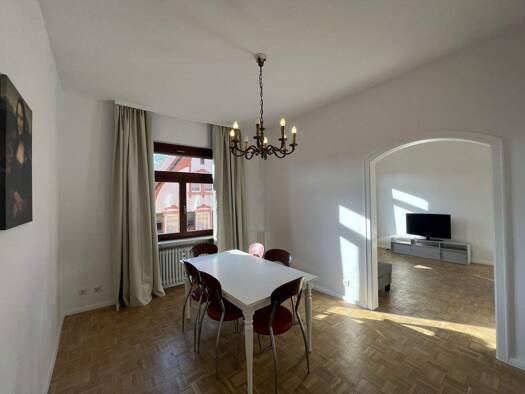 Wohnung zum Kauf provisionsfrei 349.000 € 4 Zimmer 94 m² 1. Geschoss Pfarrgasse 16 Bieber Offenbach am Main 63073
