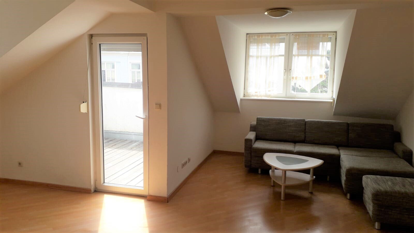 Terrassenwohnung zur Miete 780 € 3 Zimmer 109 m²<br/>Wohnfläche 2.<br/>Geschoss 01.12.2024<br/>Verfügbarkeit Hollabrunn 2020