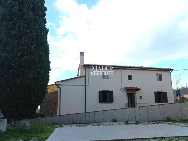 Einfamilienhaus zum Kauf 135.000 € 5 Zimmer 229 m² 7.170 m² Grundstück Vinci 50059