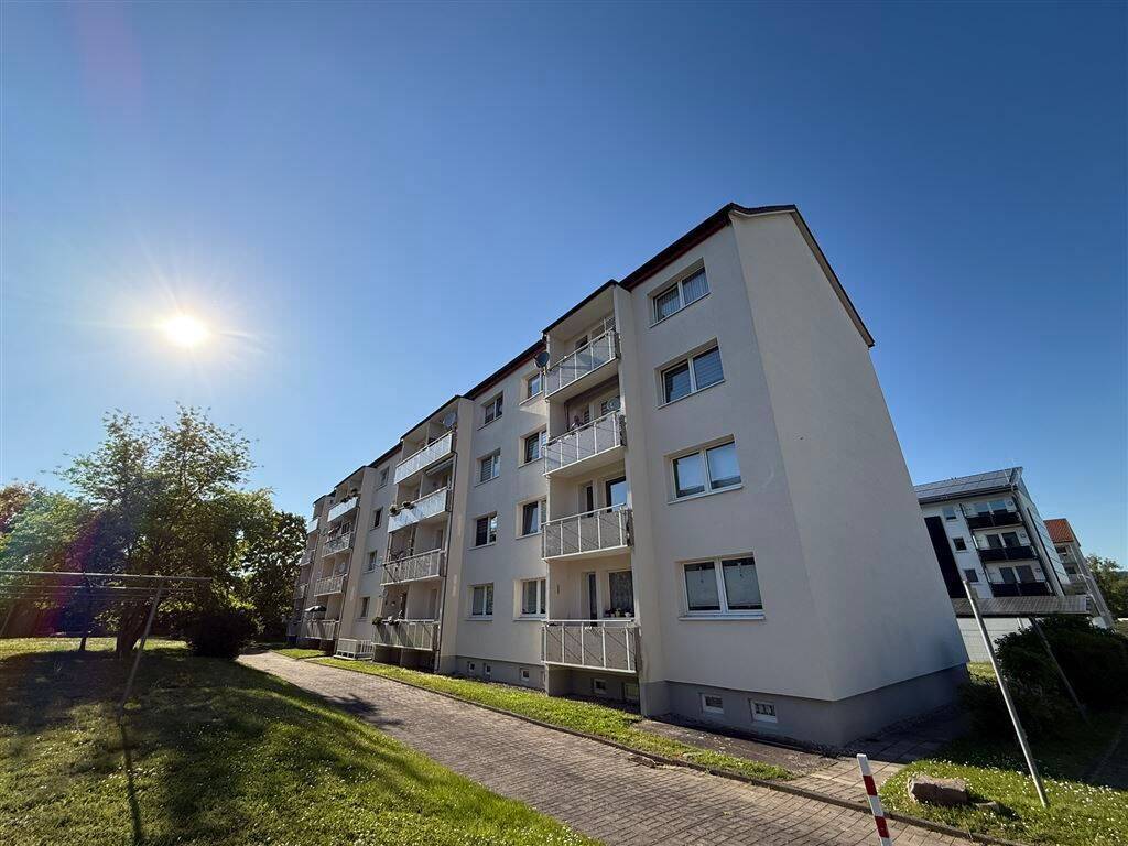 Kapitalanlage mit Potenzial: Wohnungspaket mit drei vermieteten Einheiten in Mihla