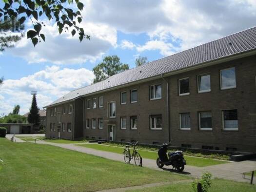 Wohnung zur Miete 400 € 4 Zimmer 73 m² EG frei ab sofort Kruppstraße 4 Neustadt Meppen 49716