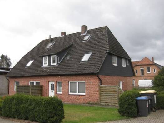 Wohnung zur Miete 585 € 3,5 Zimmer 90 m² 1. Geschoss frei ab 01.09.2026 Bergen 29303