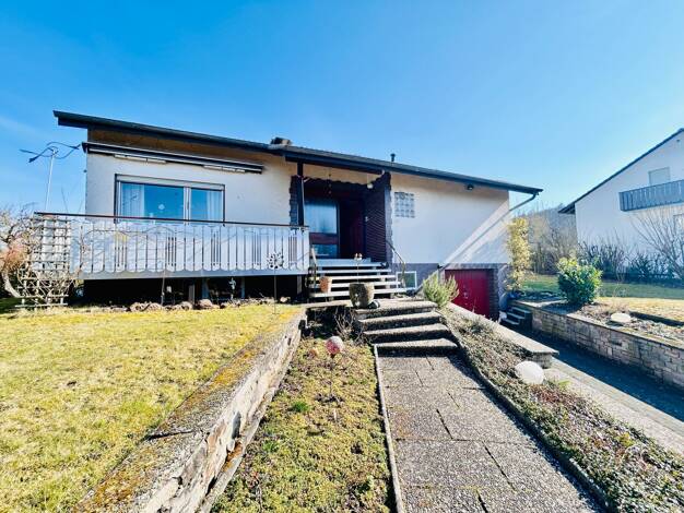 Einfamilienhaus zum Kauf 344.000 € 6 Zimmer 166 m² 1.000 m² Grundstück Roßberg Ebsdorfergrund 35085