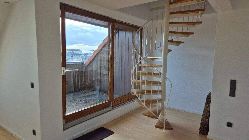 Wohnung zur Miete 1.390 € 4 Zimmer 98 m² 5. Geschoss frei ab sofort Voltastr. Steinbühl Nürnberg 90459