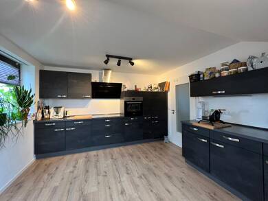 Wohnung zur Miete 1.150 € 3 Zimmer 108 m² Dachgeschoss frei ab 01.09.2025 Neudorf Pettendorf 93186