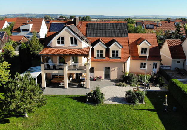 Einfamilienhaus zum Kauf provisionsfrei 980.000 € 8 Zimmer 270 m² 1.021 m² Grundstück Oberndorf Oberndorf 86698