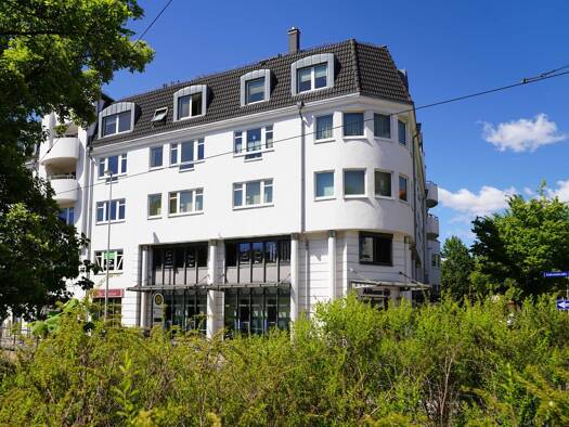 Wohnung zum Kauf 139.500 € 3 Zimmer 95 m² Dachgeschoss, 4. Geschoss frei ab sofort Zimmermannstr. 3 Marienthal Zwickau 08060