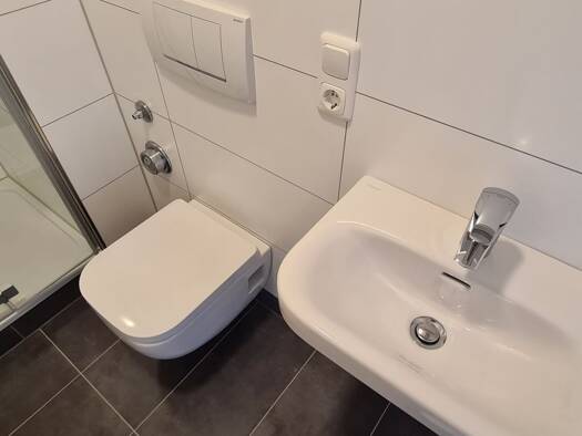 Wohnung zur Miete 470 € 1 Zimmer 35 m² 2. Geschoss Eschenweg 4 Burghausen-Rückmarsdorf Leipzig 04178