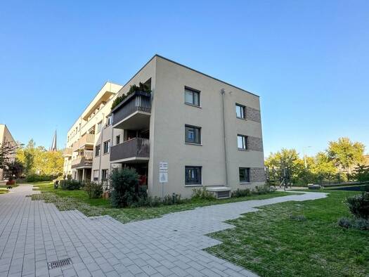 Wohnung zur Miete 1.048 € 2 Zimmer 72,3 m² EG Friedensstraße Leipziger Vorstadt Dresden 01097