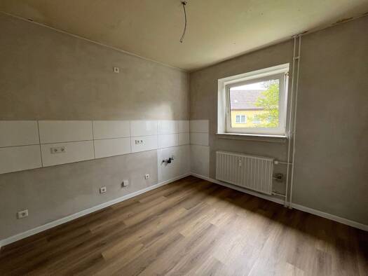 Wohnung zur Miete 425 € 1 Zimmer 48,6 m² EG Meckelstraße 79 Barmen Wuppertal 42287