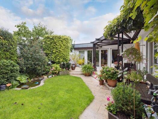 Einfamilienhaus zum Kauf 500.000 € 4 Zimmer 120 m² 355 m² Grundstück Anger Erlangen 91052