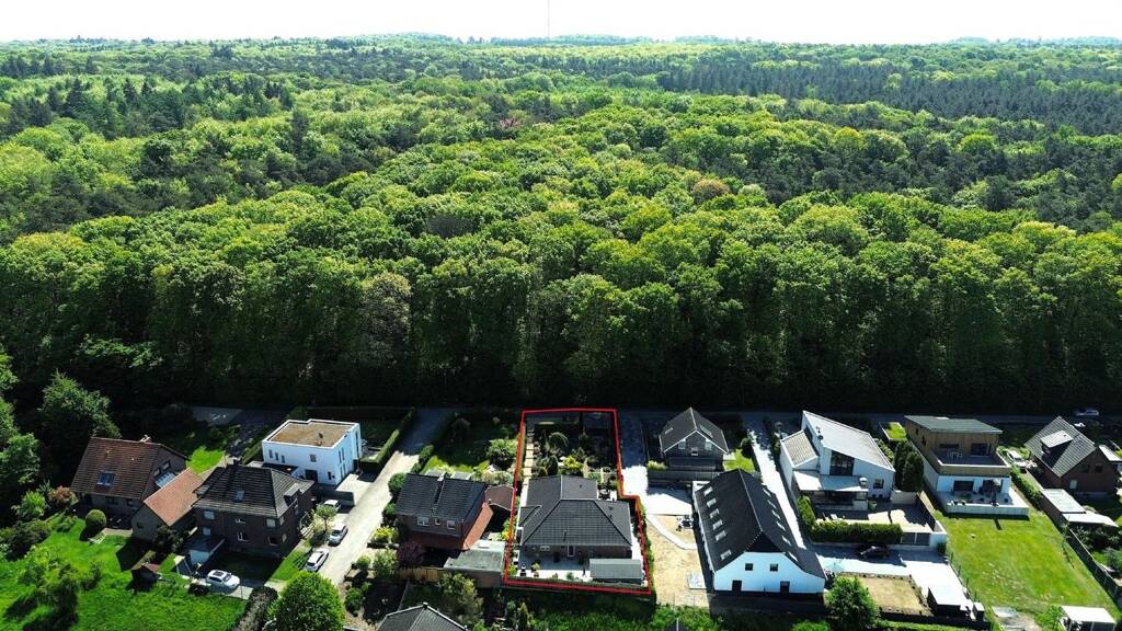 Bungalow zum Kauf 549.000 € 4 Zimmer 147,6 m² 818 m² Grundstück Donsbrüggen Kleve-Donsbrüggen 47533