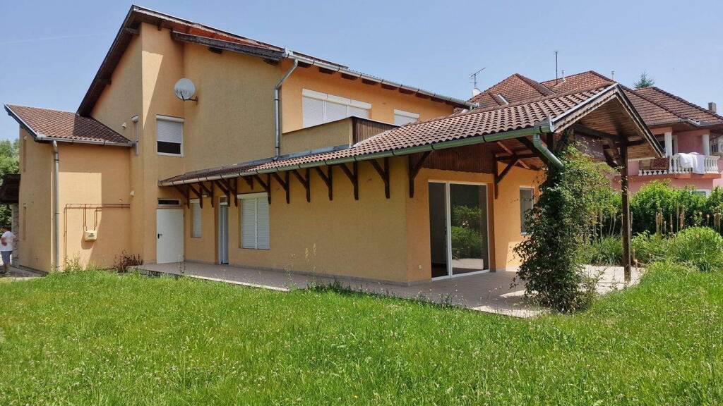 Mehrfamilienhaus zum Kauf 328.000 € 10 Zimmer 280 m² 805 m² Grundstück Kehidakustány 8784