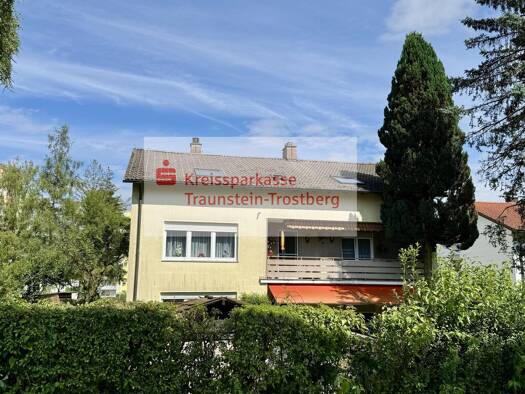 Mehrfamilienhaus zum Kauf 745.000 € 8 Zimmer 250 m² 885 m² Grundstück Traunreut Traunreut 83301