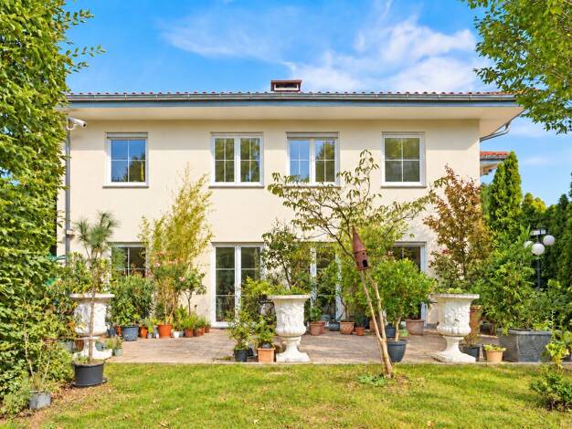 Villa zum Kauf 1.190.000 € 6 Zimmer 239 m² 1.475 m² Grundstück Riedlingen Riedlingen 88499