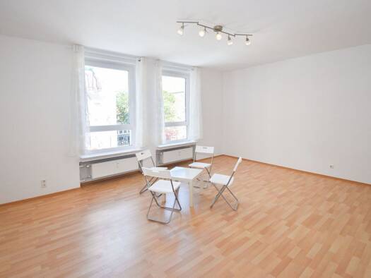 Wohnung zur Miete 600 € 2 Zimmer 74 m² 3. Geschoss Hildesheim 31134