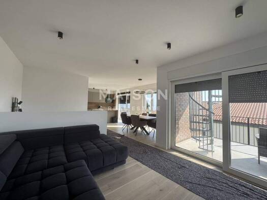 Wohnung zur Miete 1.600 € 4 Zimmer 147 m² 1. Geschoss Pavlovac, Matulji Pobri