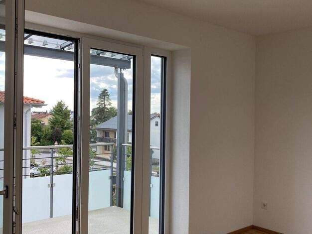 Studio zur Miete 310 € 1 Zimmer 30,5 m² 2. Geschoss Osterhofen 94486
