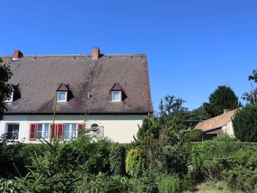 Doppelhaushälfte zum Kauf 98.000 € 5 Zimmer 100 m² 1.806 m² Grundstück frei ab 10.04.2026 Züllsdorfer Straße 14 Annaburg 06925