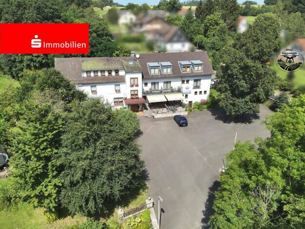 Gewerbeobjekt zum Kauf provisionsfrei als Kapitalanlage geeignet 495.000 € 16 Zimmer 950 m² 8.483 m² Grundstück Sachsenberg Lichtenfels 35104