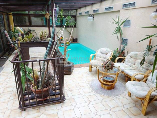 Reihenmittelhaus zum Kauf 1.298.000 € 10 Zimmer 370 m² 626 m² Grundstück Hietzing 1130