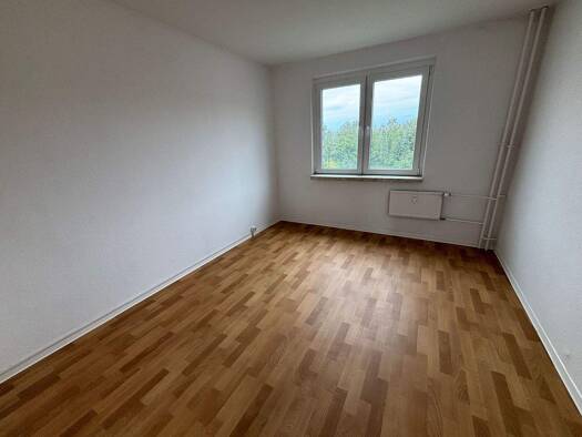 Wohnung zur Miete 294 € 3 Zimmer 70 m² EG frei ab sofort L-C-S 2 Stendal 39576
