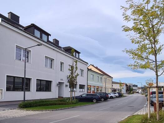 Gewerbeobjekt zum Kauf als Kapitalanlage geeignet 1.200.000 € 480 m² 523 m² Grundstück Leobersdorf 2544