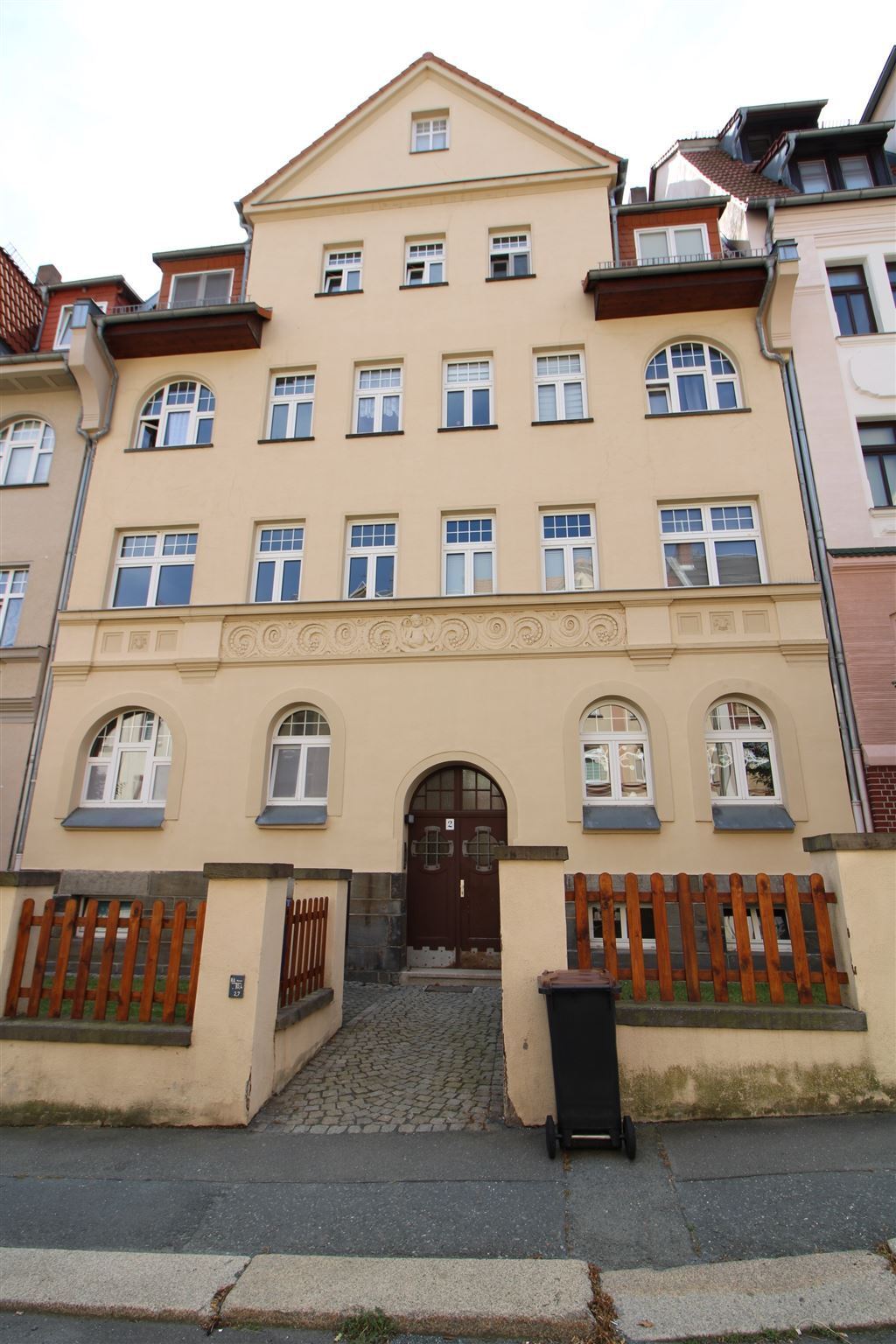 Wohnung zur Miete 235 € 1,5 Zimmer 46,7 m²<br/>Wohnfläche Landmannstr. 2 Ostvorstadt Plauen 08527