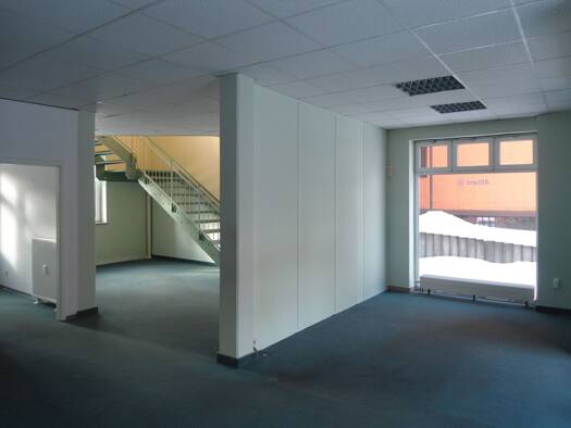 Laden zur Miete provisionsfrei 109 m² Verkaufsfläche Bahnhofstraße 7 Steinach 96523
